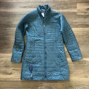 Patagonia Women's Long Quilted Jacket Size Medium Blue